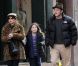 Jennifer Grey, son mari Clark Gregg, et leur fille Stella Gregg se baladent à New York, le 30 décembre 2011