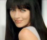 Nolwenn Leroy : Envoûtante cheveux au vent pour son nouveau rôle d'égérie