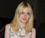 Dakota Fanning au défilé Marc Jacobs à New York, le 15 septembre 2011. 