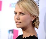 Charlize Theron aux Critics Choices Awards, à Los Angeles le 12 janvier.