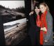  Marthe Keller  découvre l'exposition photographique de Valérie Perrin au Ciné 13 Théâtre, à Paris. Janvier 2012 