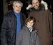 Claude Lelouch, son fils Simon et Boaz lors de l'exposition photographique de Valérie Perrin au Ciné 13 Théâtre, à Paris. Janvier 2012