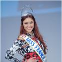 Delphine Wespiser, Miss France 2012 : une reine de beauté japonisante au Maroc
