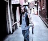 Clip de No Hands, de Yelawolf
