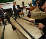 Le roi Abdullah II de Jordanie rencontrait Barack Obama à la Maison Blanche le 17 janvier 2012 tandis que son épouse la reine Rania participait à un déjeuner philanthropique, également à Washington.<br />