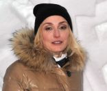 Julie Gayet lors d'une soirée montagnarde dans un igloo pendant le festival du film de comédie de l'Alpe d'Huez, le 18 janvier 2012