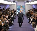 Karl Lagerfeld à son défilé Haute Couture à Paris le 24 janvier 2012