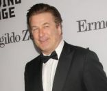 Alec Baldwin, bien arrondi, à New York en février 2011 