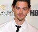 Tom Payne lors de l'avant-première de Luck à Las Vegas le 26 janvier 2012