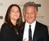 Dustin Hoffman et sa femme Lisa lors de l'avant-première de Luck à Las Vegas le 26 janvier 2012