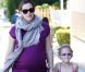 Jennifer Garner, enceinte, et sa fille Violet, qui vient de sortir de son cours de danse, le 28 janvier, à Los Angeles