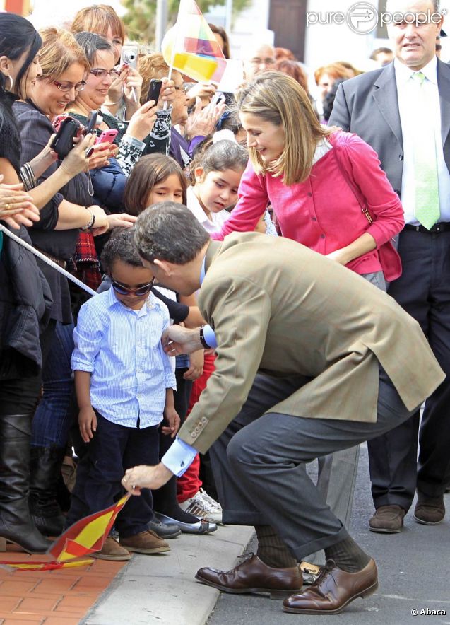 Príncipe Felipe cumple hoy 44 años en una visita a El Hierro - Página 2 785286--637x0-1