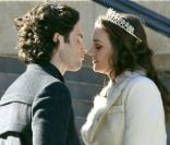 Gossip Girl : Leighton Meester et Penn Badgley en flagrant délit de bisou