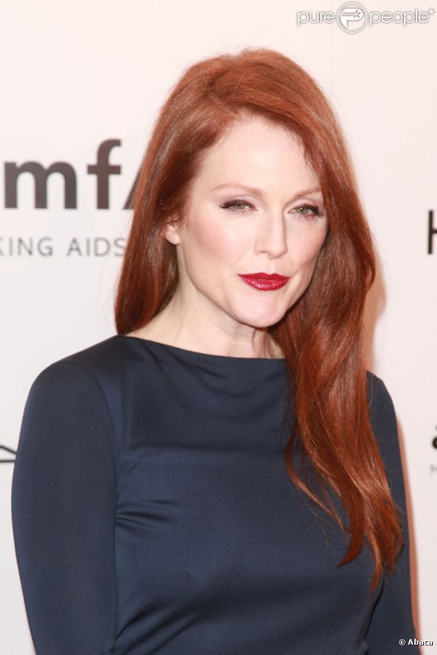Julianne Moore lors de la soirée de l'amFAR à New York le 8 février 2012
