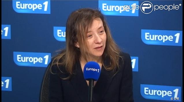 Sylvie Testud au micro de Nikos sur Europe 1, le 9 février 2012.
