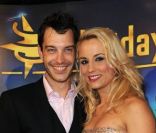 Élodie Gossuin et son mari Bertrand Lacherie lors de la première d'Holliday On Ice 'Speed' au Zenith de Paris le jeudi 9 février 2012