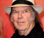 Neil Young au gala MusiCares qui honorait Paul McCartney à Los Angeles, le 10 février 2012.