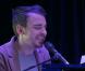 Christophe Willem, dans les studios d'Europe 1, rend hommage à la défunte Whitney Houston en reprenant I will always love you .