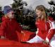 Les soeurs Eléonore et Elisabeth semblent bien complices... En vacances à Verbier (Suisse), le prince Philippe, la princesse Mathilde et leurs quatre enfants (Elisabeth, Gabriel, Emmanuel, Eléonore) ont pris la pose le 20 février 2012.