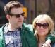 Olivia Wilde et son petit ami Jason Sudeikis passent un moment romantique dans les rues de Manhattan le 14 avril 2012 à New York