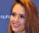 Jessica Alba à Tokyo : Epouse stylée pour soutenir l'Américain Tommy Hilfiger