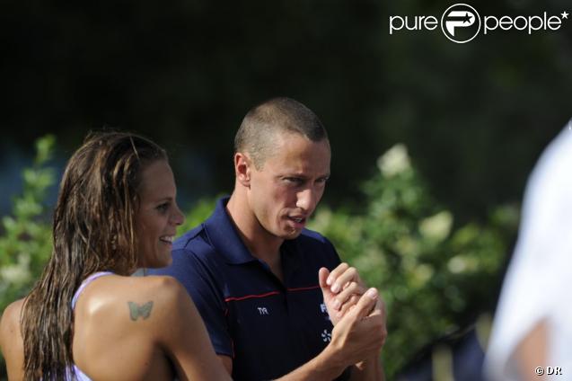 Laure Manaudou et Frédérick Bousquet prenaient part en avril 2012 au Trophée Maria Lenk au Brésil, à Rio de Janeiro, à l'invitation d'un club de natation de São Paulo. Reportage  L'Equipe .