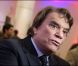 Bernard Tapie au théâtre : À l'entracte, il s'en prend à des spectateurs
