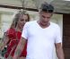 Britney Spears et un membre de sa famille, à Los Angeles, le 5 mai 2012.