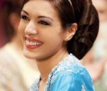 <p>Sofia Essaïdi sur le tournage d\'Aïcha : la grande débrouille, diffusé le 7 septembre à 20h35 sur France 2</p>