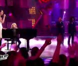 Prestation d\'Aude et Véronique Sanson, le 12 mai 2012 sur TF1
