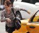 Julianne Moore sur le tournage de  What Maisie Knew,  à New York en août 2012.
