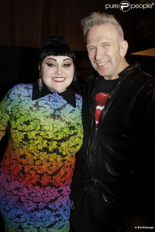 Beth Ditto et Jean-Paul Gaultier à la remise des prix Audi Talents Awards dans les catégories musique et court-métrages à la Villa Inrocks, à Cannes le 17 mai 2012