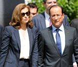 François Hollande arrive avec sa compagne Valérie Treiweiler à l'ambassade de France de Washington, le 18 mai 2012