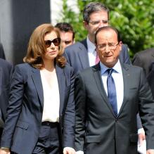 François Hollande arrive avec sa compagne Valérie Treiweiler à l'ambassade de France de Washington, le 18 mai 2012