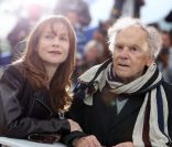 Isabelle Huppert et Jean-Louis Trintignant lors du photocall de  Amour , durant le Festival de Cannes le 20 mai 2012