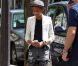 Willow Smith, 11 ans, se promène dans Paris avec sa mère Jada Pinkett Smith, le 12 mai 2012.