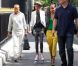 Willow Smith, 11 ans, se promène dans Paris avec sa mère Jada Pinkett Smith, le 12 mai 2012.