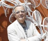 Bernard Pivot <span> à <span>Roland</span>-<span>Garros</span>, le 28 mai 2012.</span>