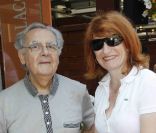 Bernard Pivot et Murielle Mayette <span> à <span>Roland</span>-<span>Garros</span>, le 28 mai 2012.</span>