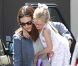 Jennifer Garner très élégante dévoile son secret, la gaine, et fait du shopping avec Violet, à Los Angeles, le 29 mai 2012