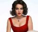 Lindsay Lohan est Elizabeth Taylor dans le téléfilm  Liz &amp; Dick. 