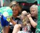 Kingston et Zuma, six et trois ans, en visite au Zoo avec leurs nounous. Los Angeles, le 9 juin 2012.