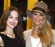 Christie Brinkley et sa fille Alexa Ray Joel à la sortie du théâtre Ambassador où elle joue dans la comédie musicale  Chicago , à New York le 26 avril 2012.