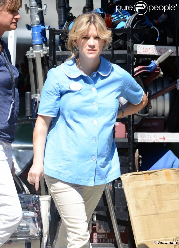 Reese Witherspoon, enceinte, sur le tournage de Devil's knot, à Atlanta, le 26 juin 2012