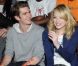 Andrew Garfield et Emma Stone dans une maison de la jeunesse et de la culture à Brooklyn, New York, le 26 juin, dans le cadre de l'initiative Be Amazing