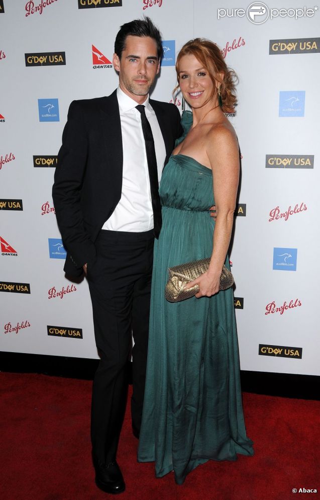 Poppy Montgomery couple