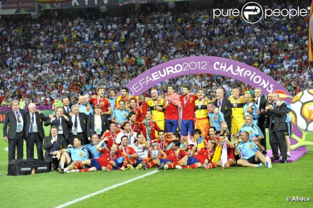 Partido de futbol de la fase final de la “UEFA EURO 2012” - Página 7 887029--637x0-1
