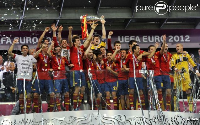 Partido de futbol de la fase final de la “UEFA EURO 2012” - Página 7 887033--637x0-1