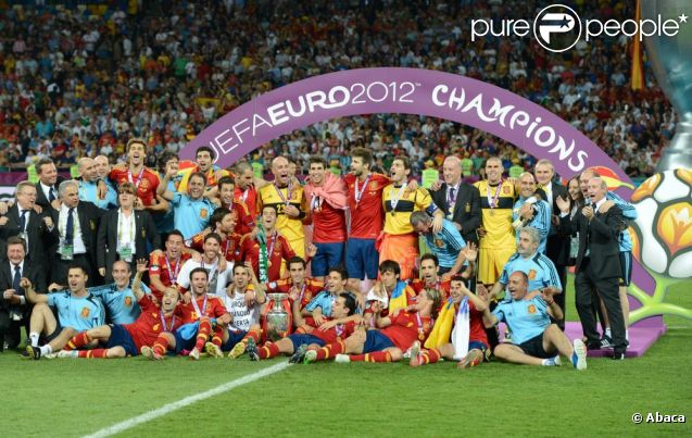 Partido de futbol de la fase final de la “UEFA EURO 2012” - Página 7 887043--637x0-1
