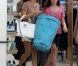 Rachel Bilson sort faire quelques courses avec sa soeur Hattie à Los Angeles, le lundi 9 juillet 2012.